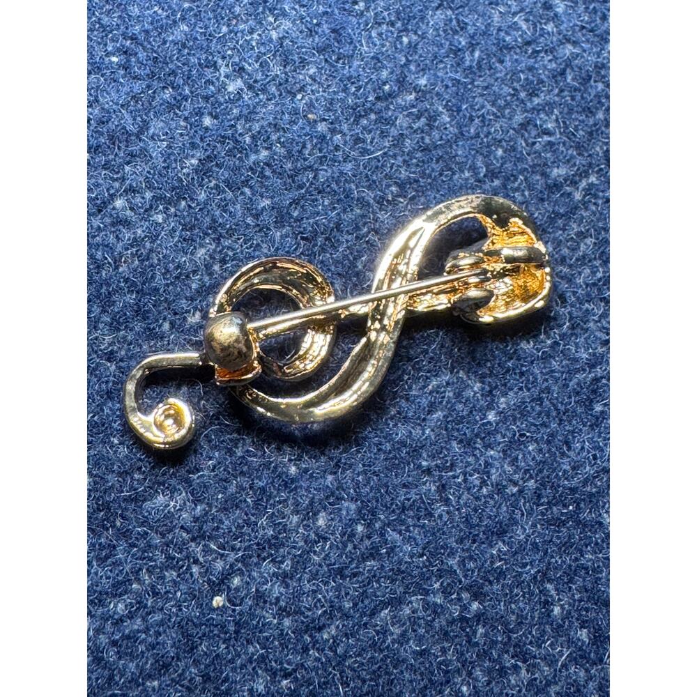 Gold Tone Microphone on G Clef Note Brooch - Picture 5 of 6